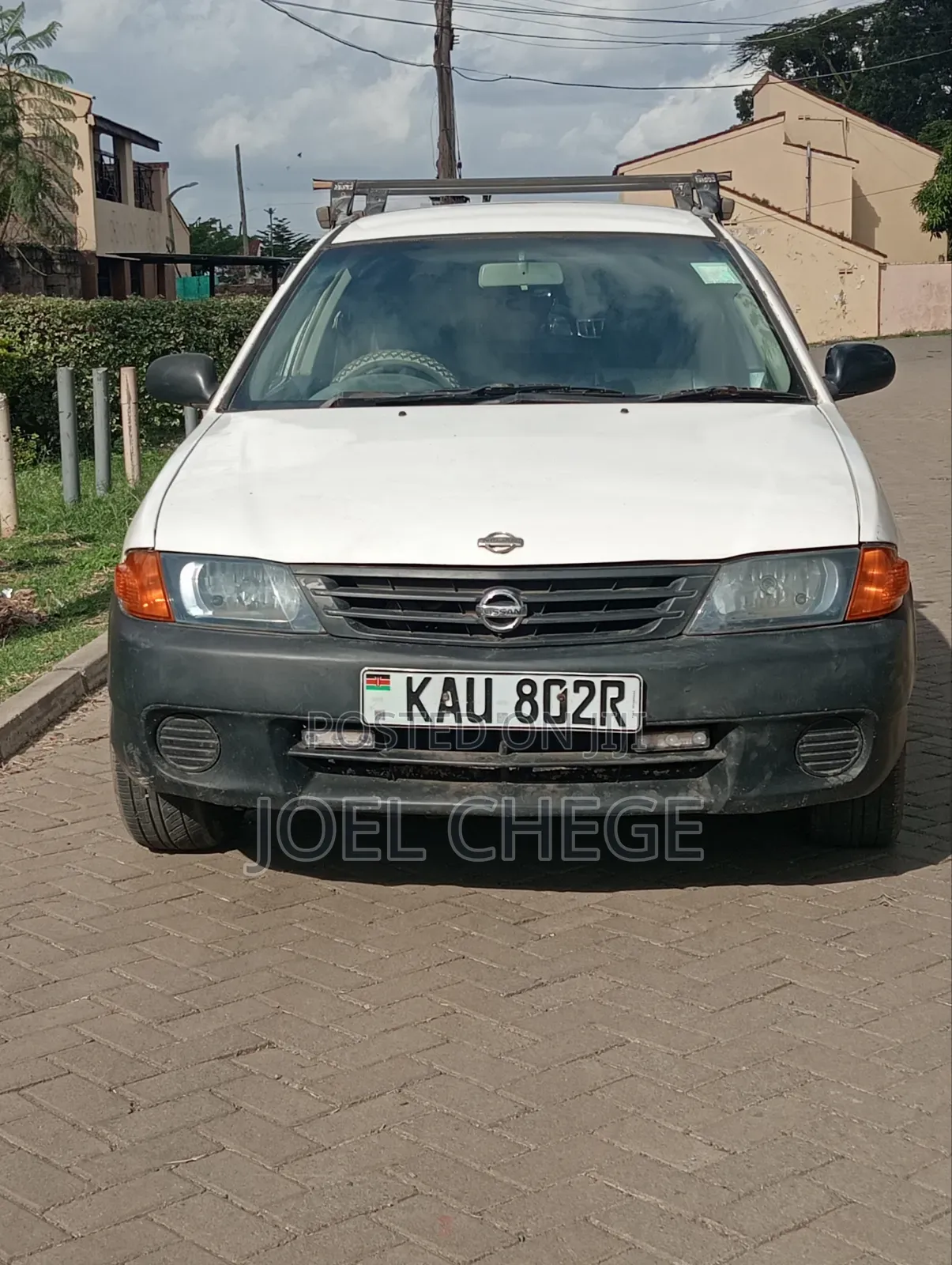 Nissan Advan 2001 White