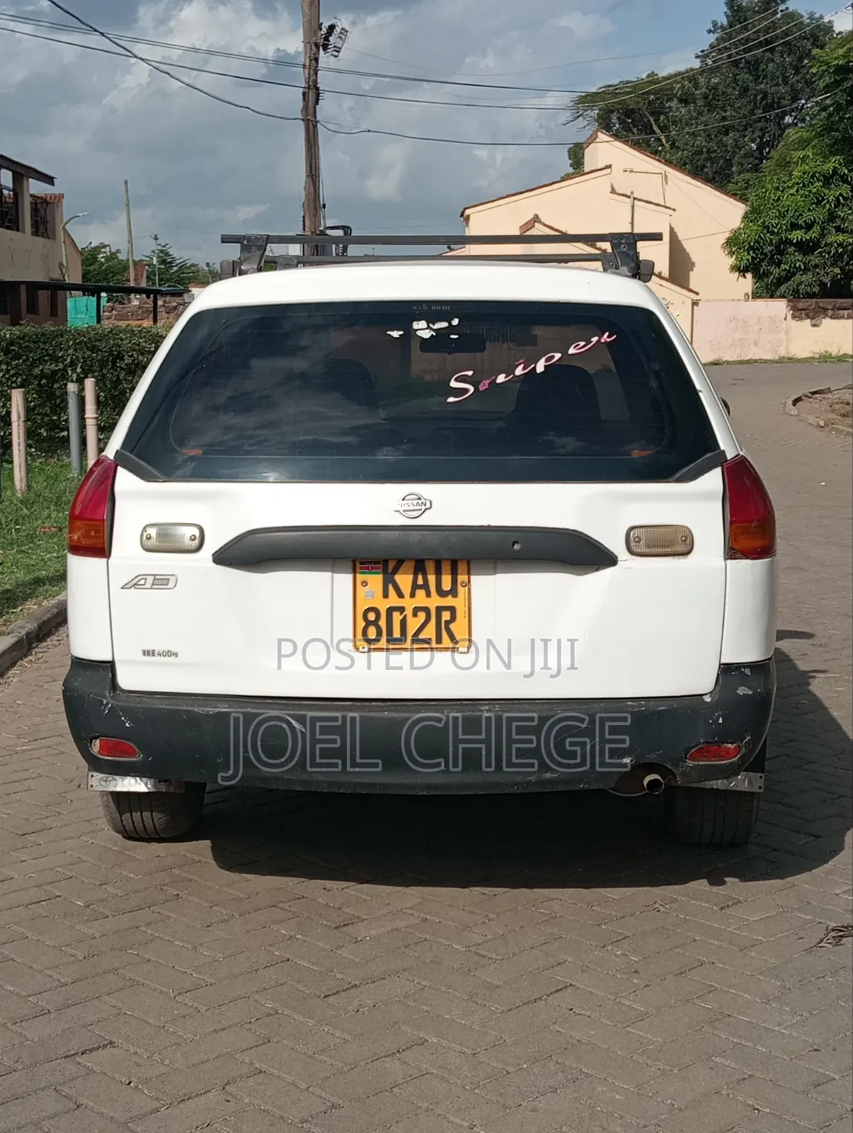 Nissan Advan 2001 White