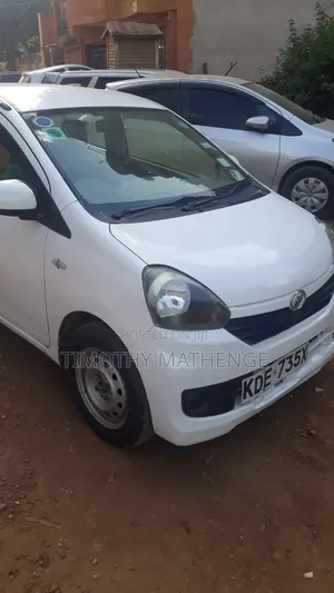 Daihatsu Mira 2014 White