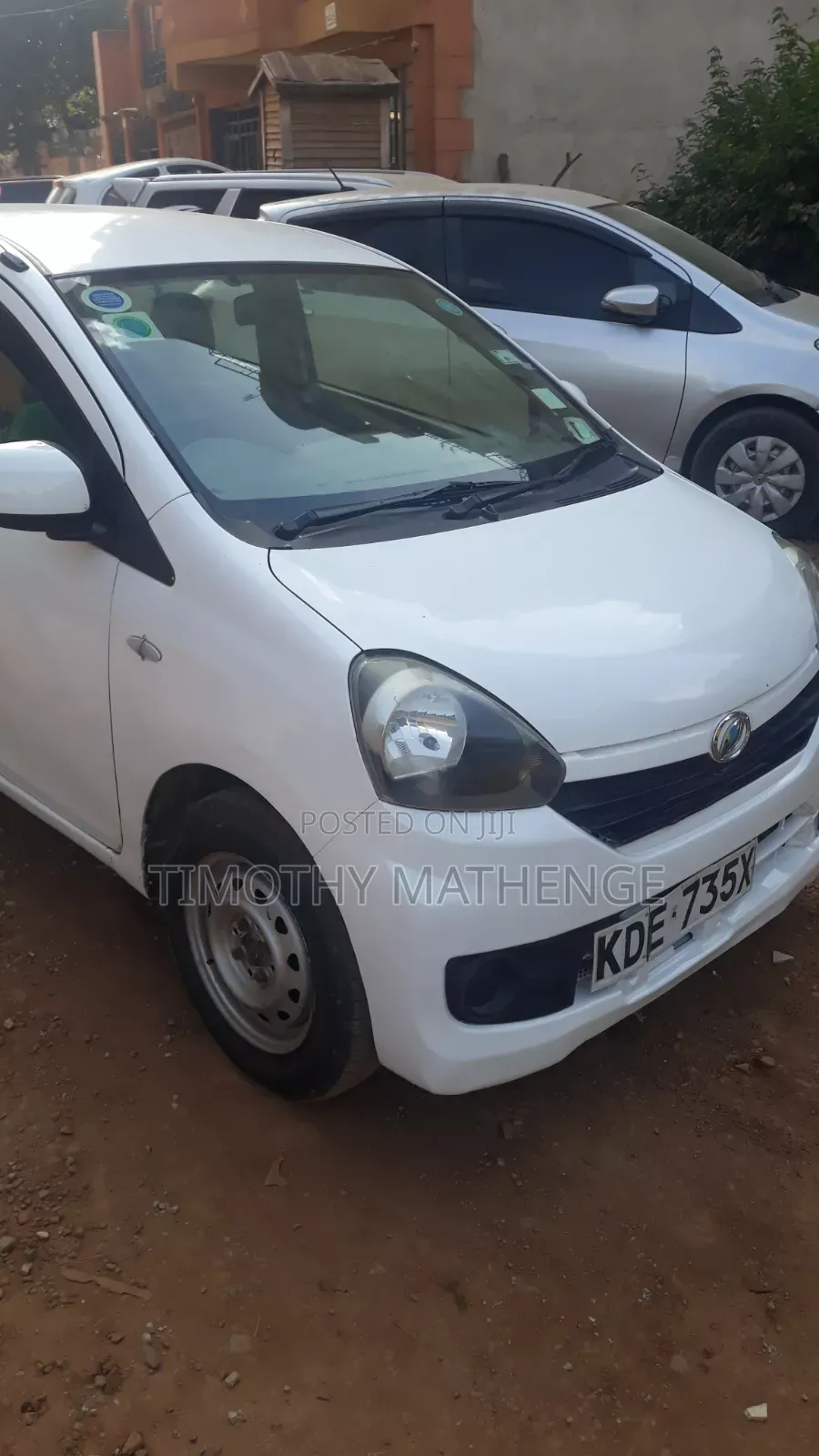 Daihatsu Mira 2014 White
