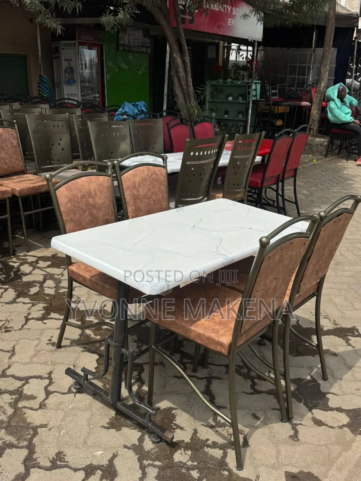Brown Restaurant Set