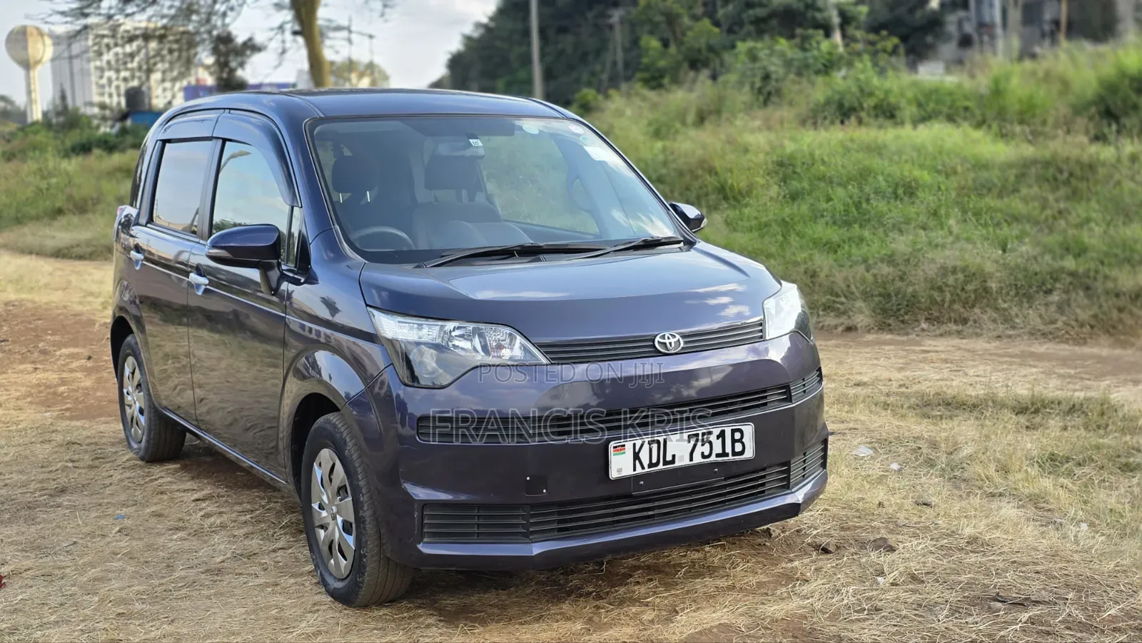 Toyota Spade 2016 Purple