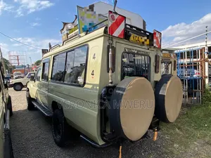 Toyota Land Cruiser 2014 Beige