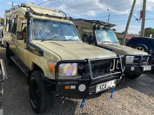 Toyota Land Cruiser 2014 Beige