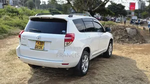 Toyota Vanguard 2014 White