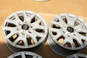 Toyota Prado Landcruiser V8 17 Inch Original Brand New Rims