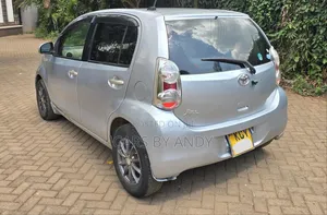 Toyota Passo 2012 Silver
