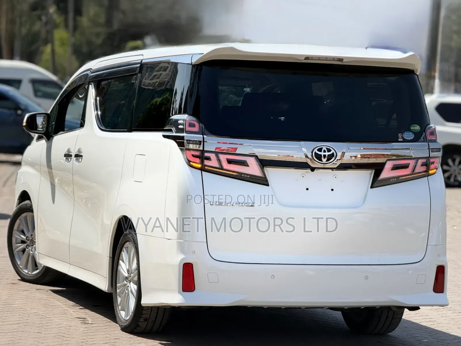 Toyota Vellfire 2019 White