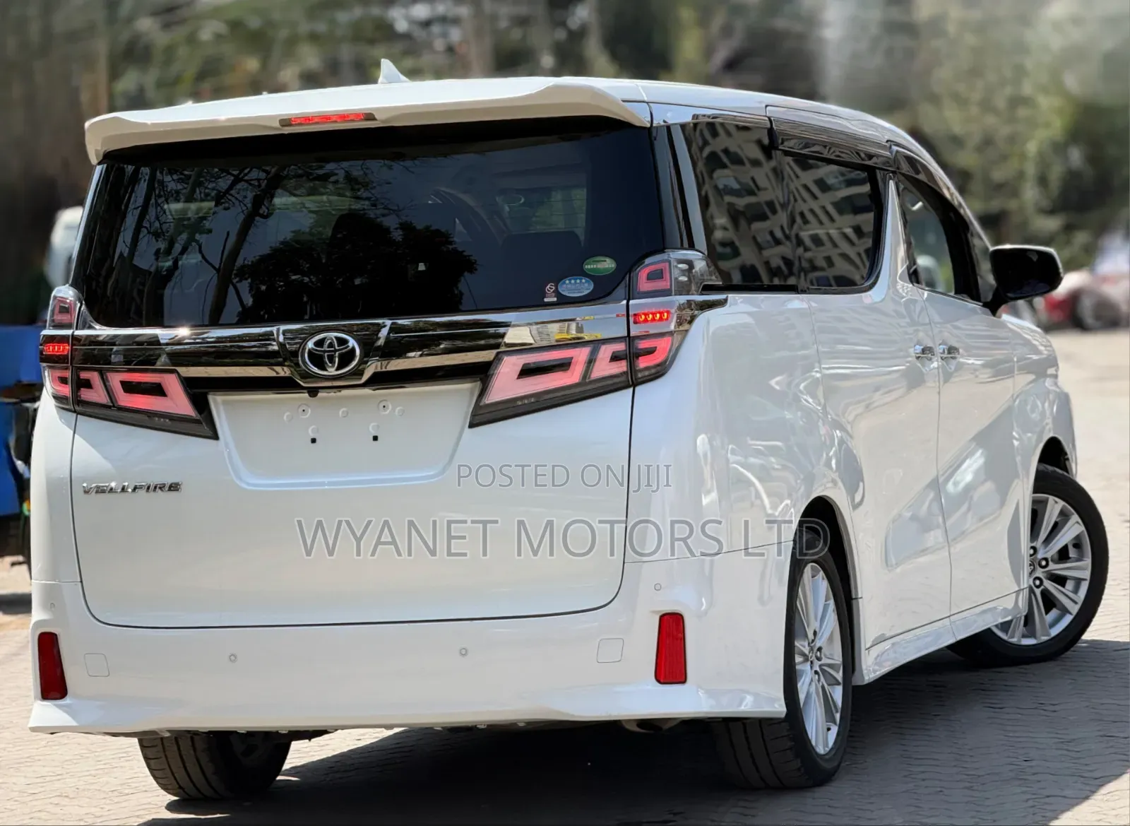 Toyota Vellfire 2019 White