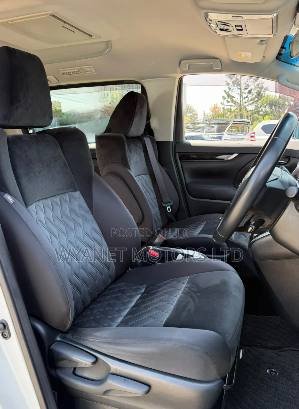 Toyota Vellfire 2019 White