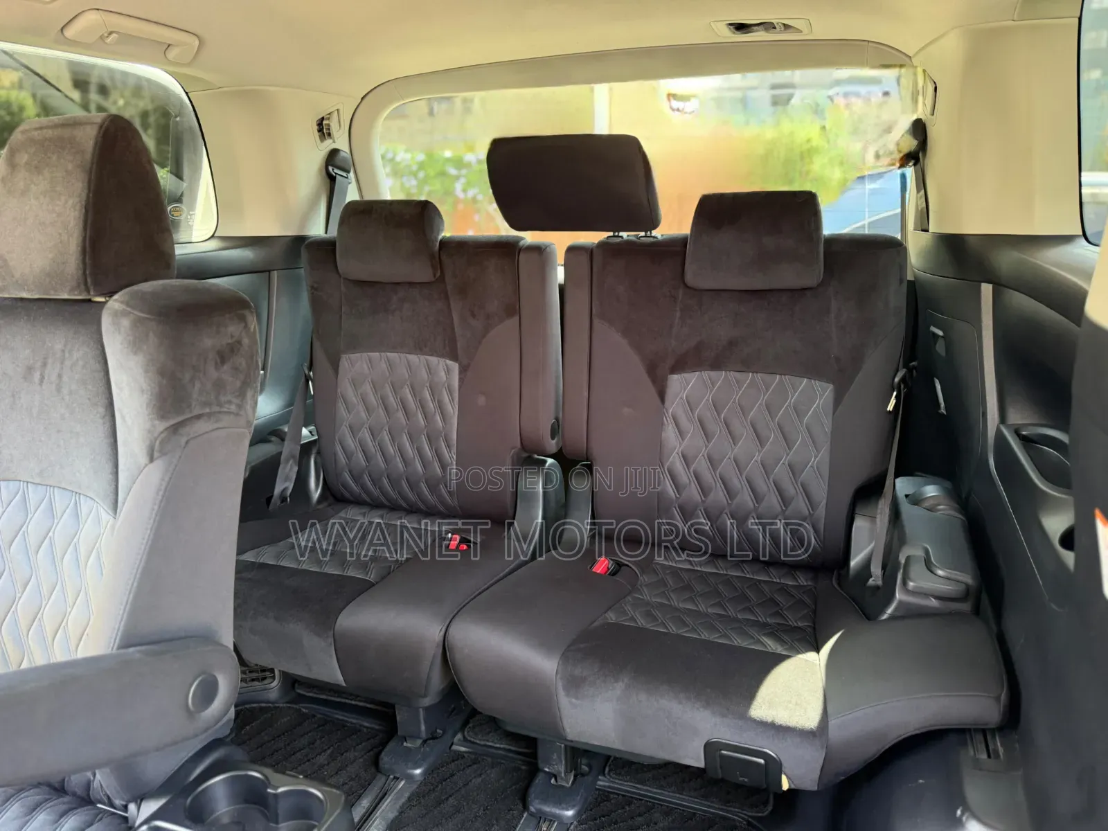 Toyota Vellfire 2019 White