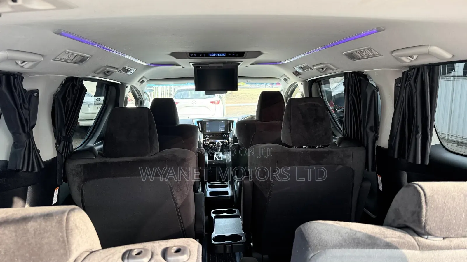 Toyota Vellfire 2019 White