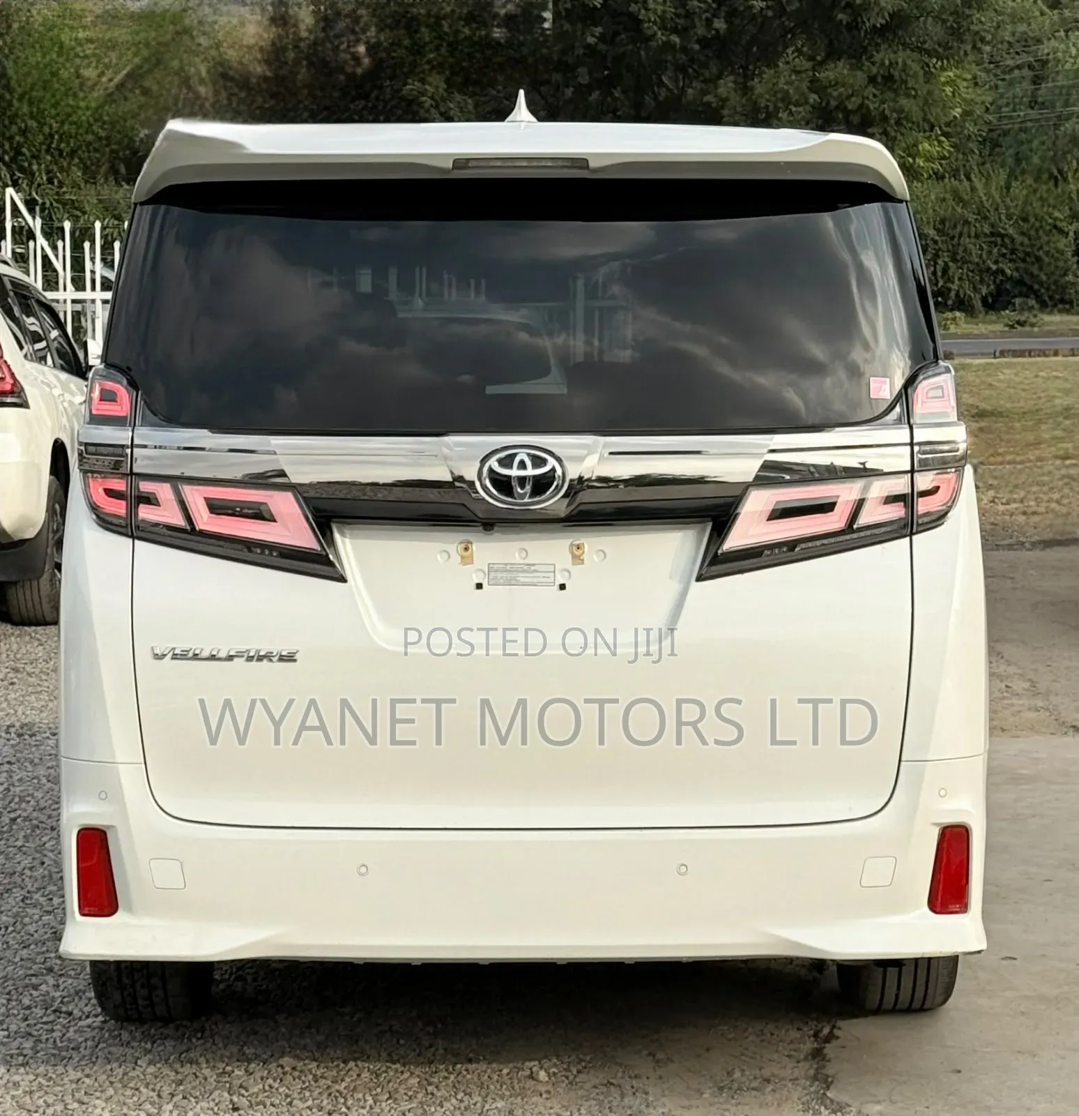 Toyota Vellfire 2019 White