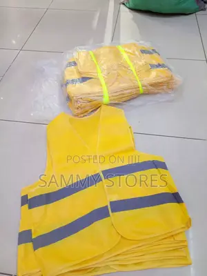 Reflective Safety Vest – Yellow Work Vest With 2 Reflective