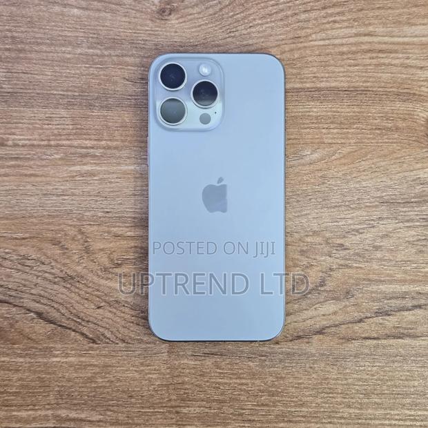 Apple iPhone 16 Pro Max 256 GB Blue - main view