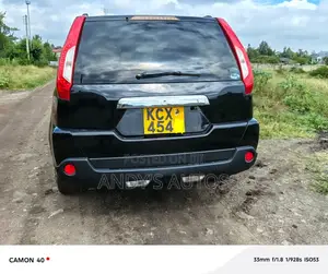 Nissan X-Trail 2012 Black