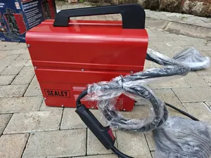 Brand New Sealey Gasless Mig Welder 100a
