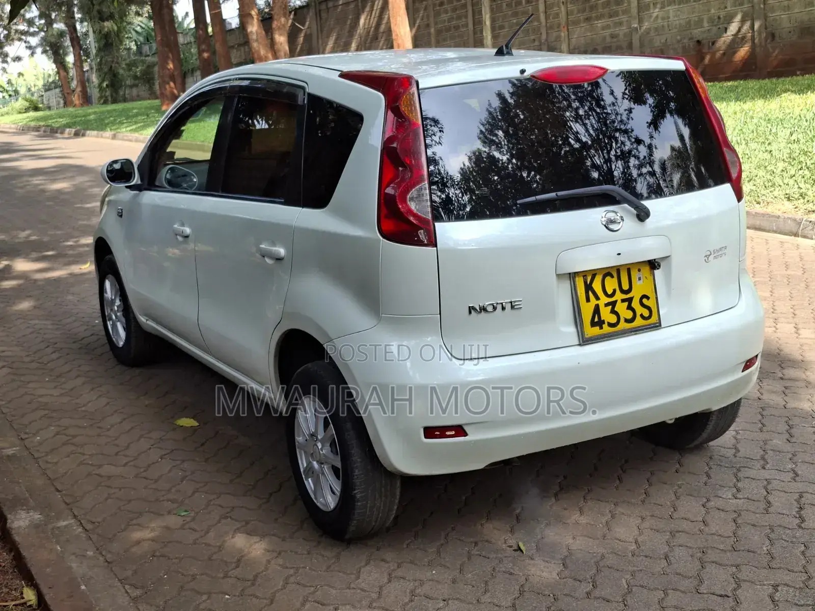Nissan Note 2012 Pearl