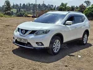 Nissan X-Trail 2015 White