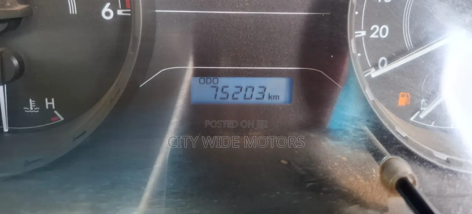 Toyota Hilux 2017 Gray