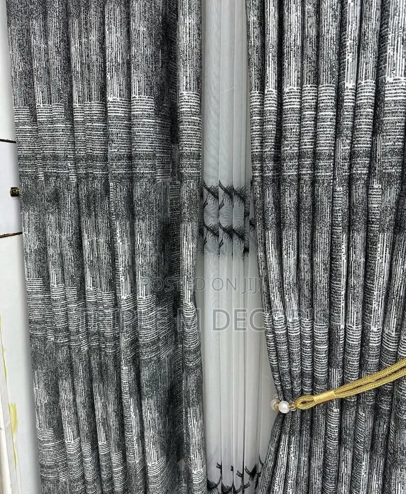 Create a Warm and Stylish Living Room With Our Premium Curtains