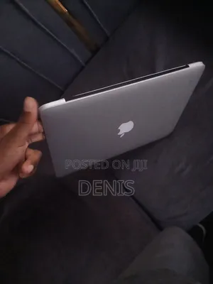 Laptop Apple MacBook Air 8GB Intel Core i5 SSD 256GB