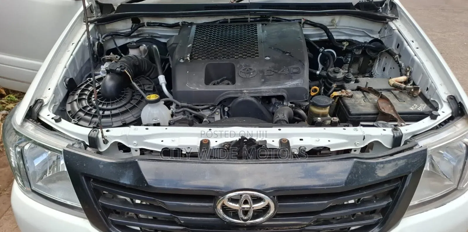 Toyota Hilux 2008 White