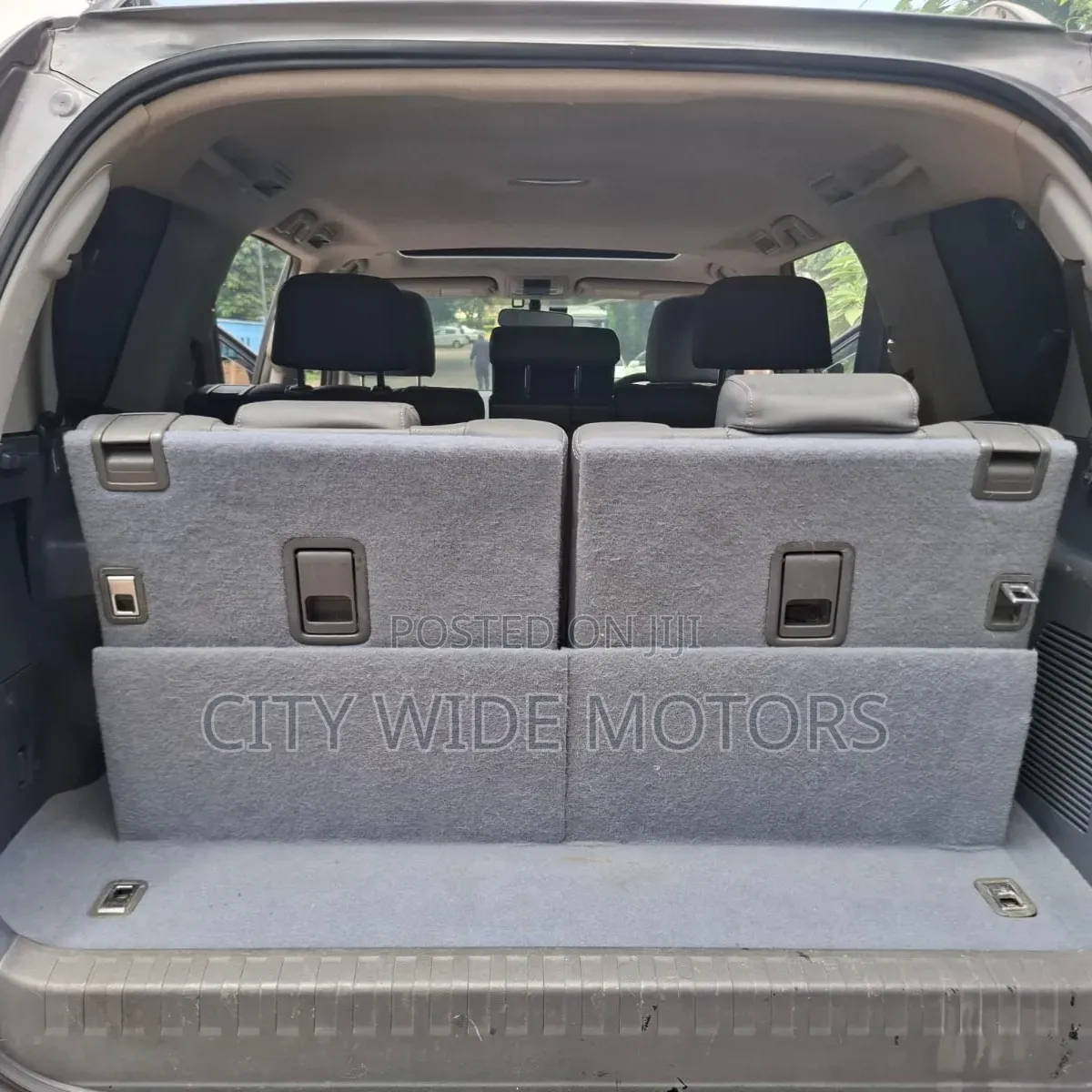 Toyota Land Cruiser Prado 2010 Gray