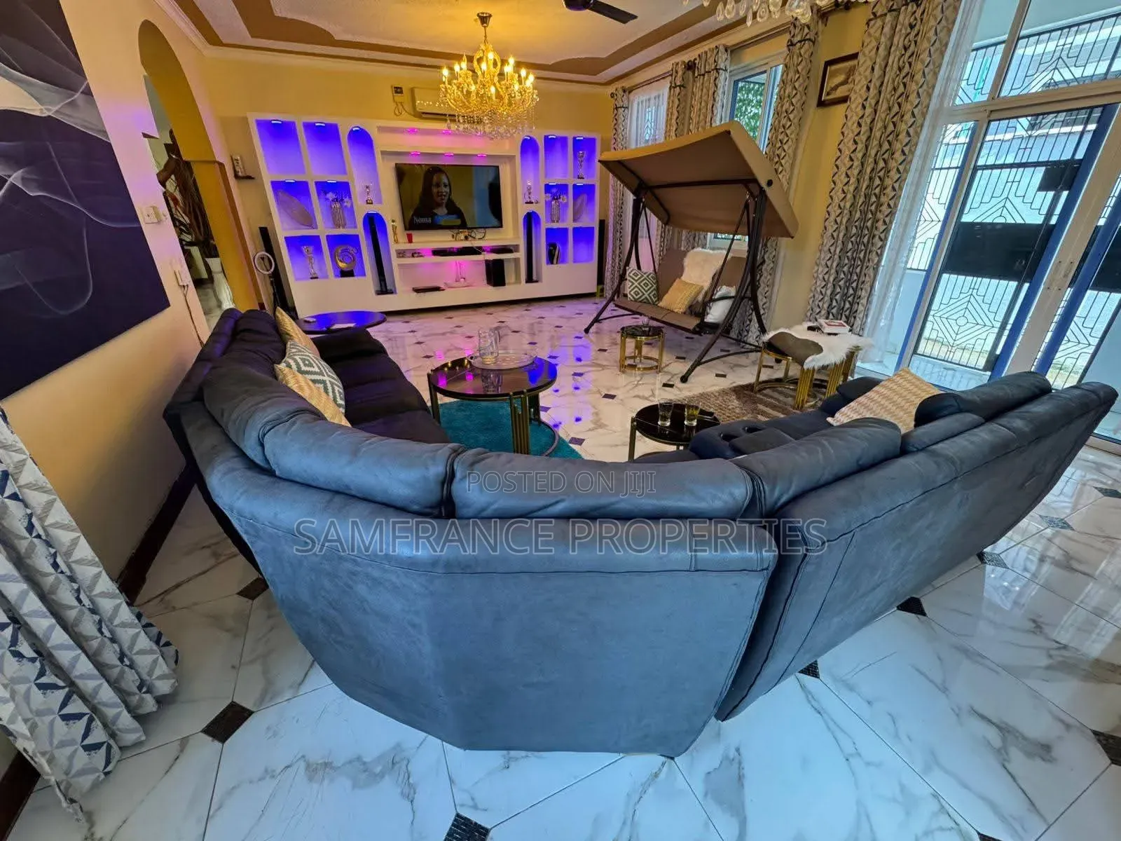 5bdrm Mansion in Utange for sale