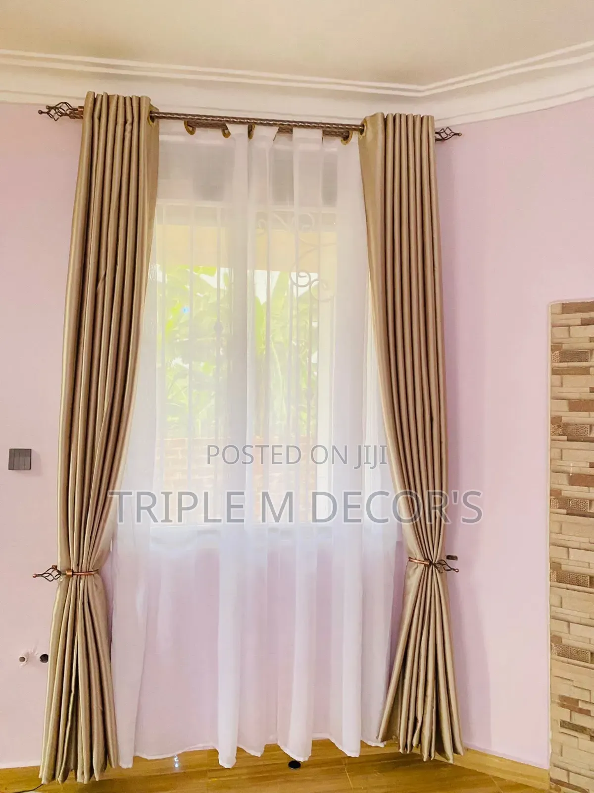 Windows Curtains for Luxurious Home
