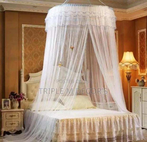 Quality Round Mosquito Nets - thumbnail 2