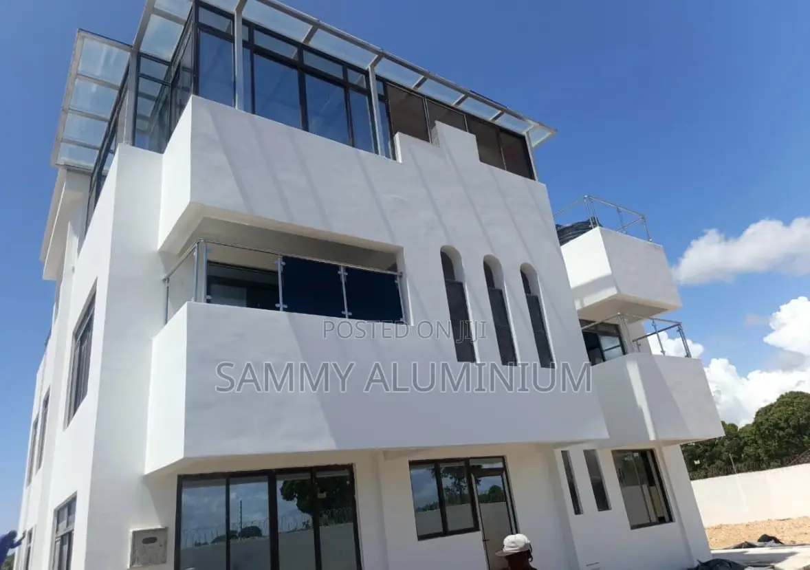 Aluminium and Glass Projects