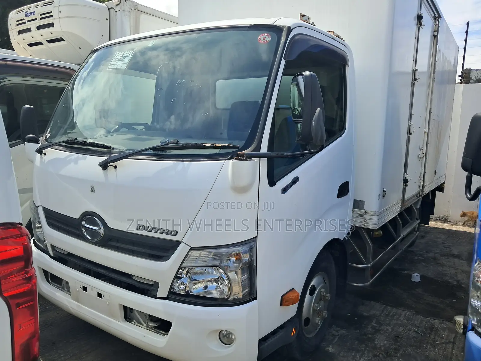 Toyota Dyna Dutro Freezer Body