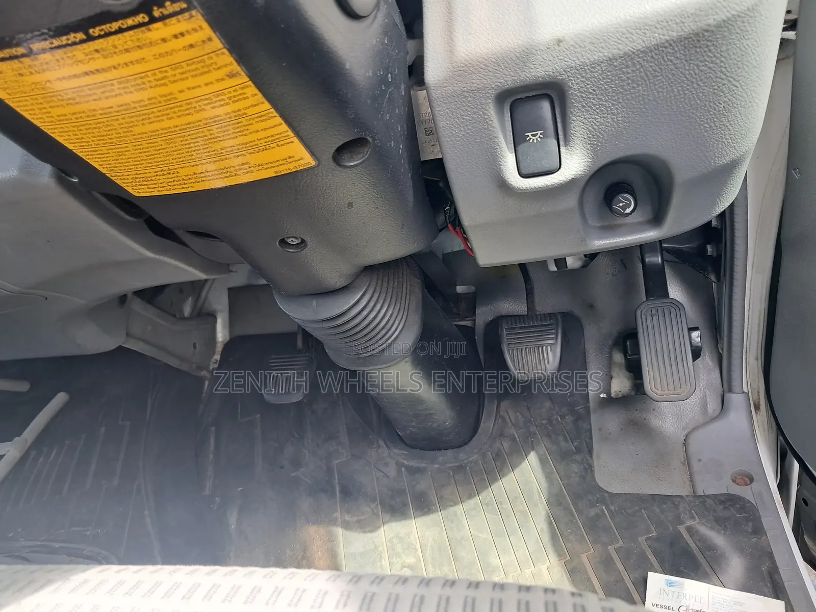 Toyota Dyna Dutro Freezer Body
