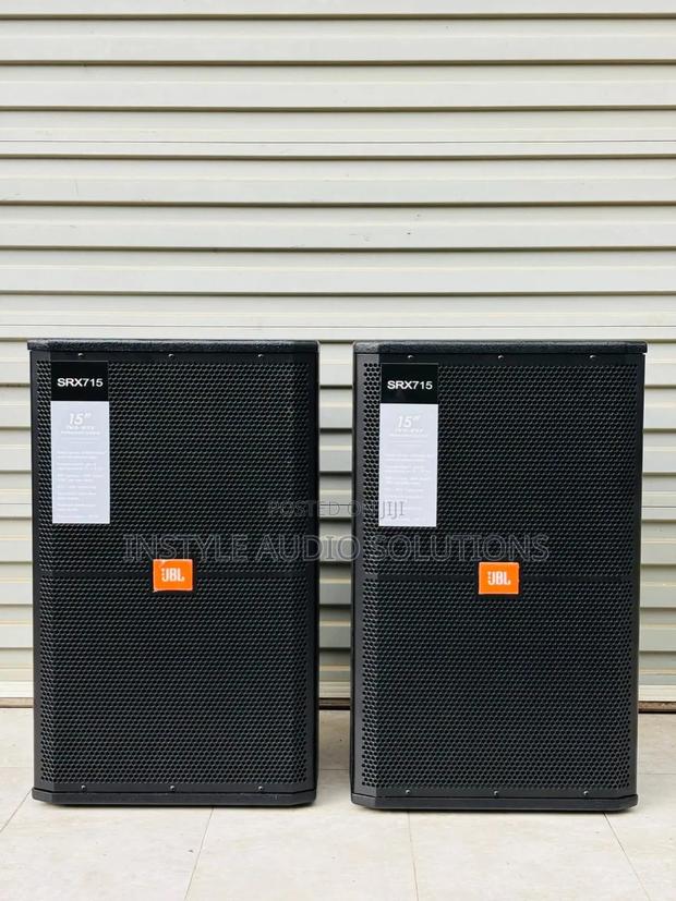 2 Pieces JBL 15" Professional Mid Range Speakers on Offer