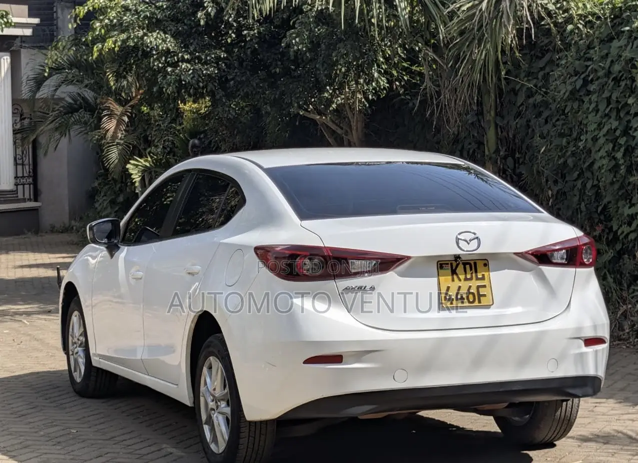 Mazda Axela 2016 White