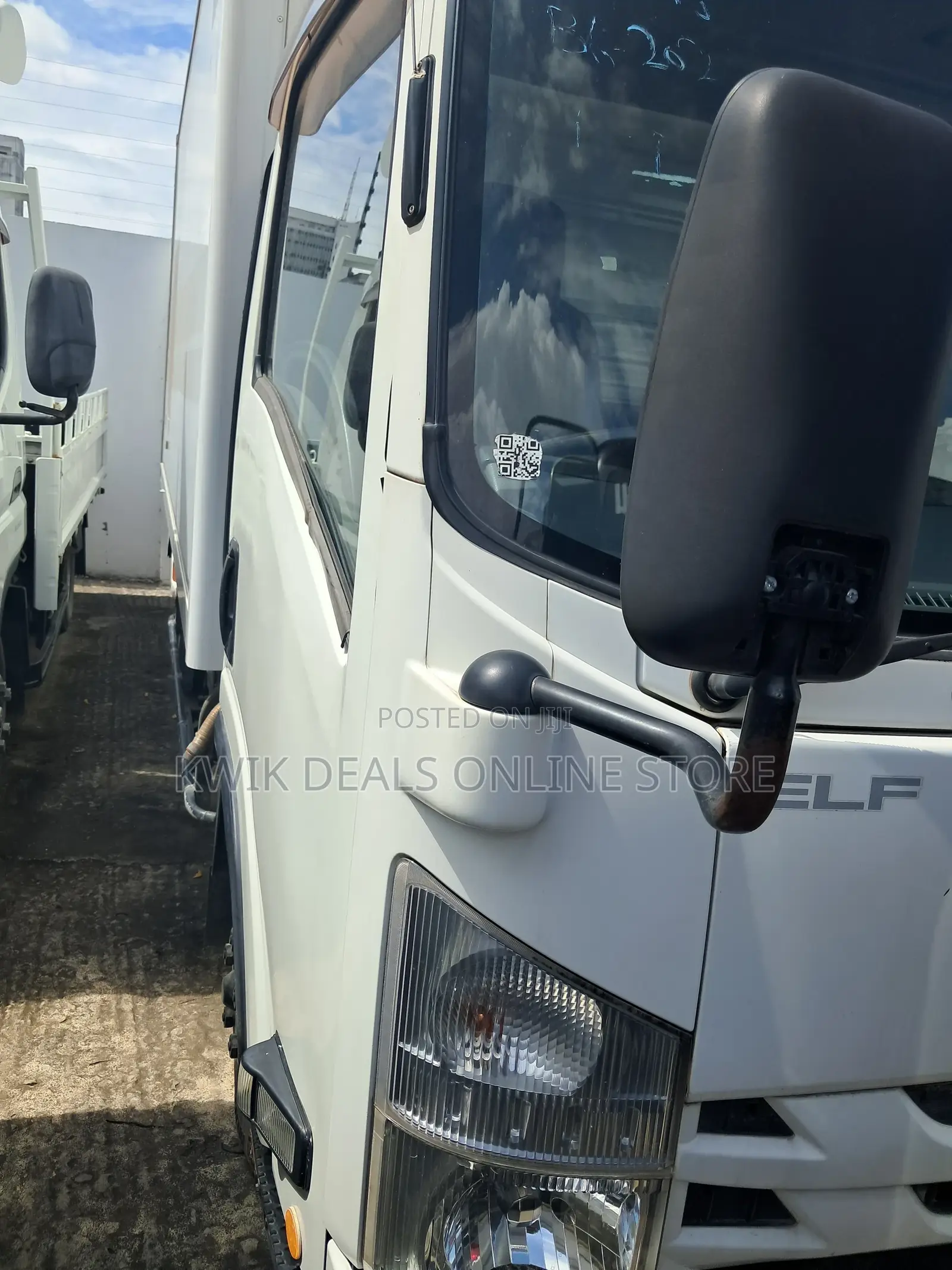 Isuzu Elf Freezer Body