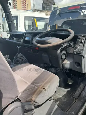 Isuzu Elf Freezer Body