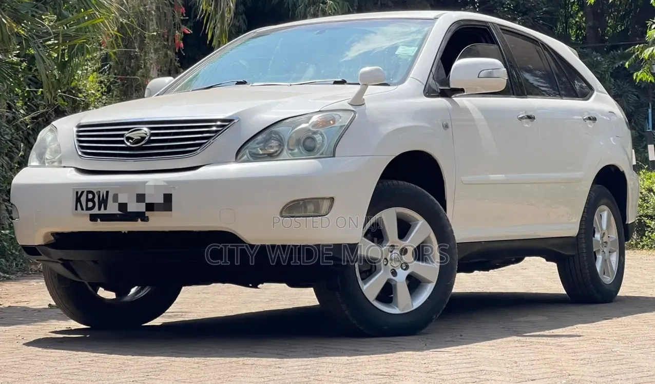 Toyota Harrier 2007 White