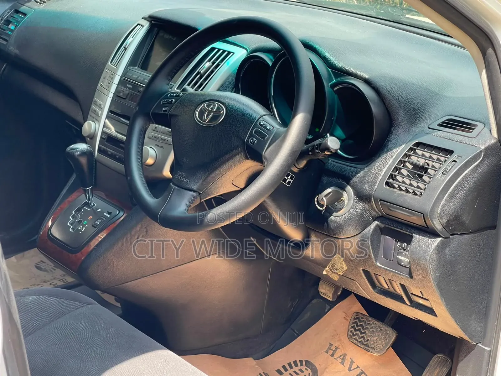 Toyota Harrier 2007 White