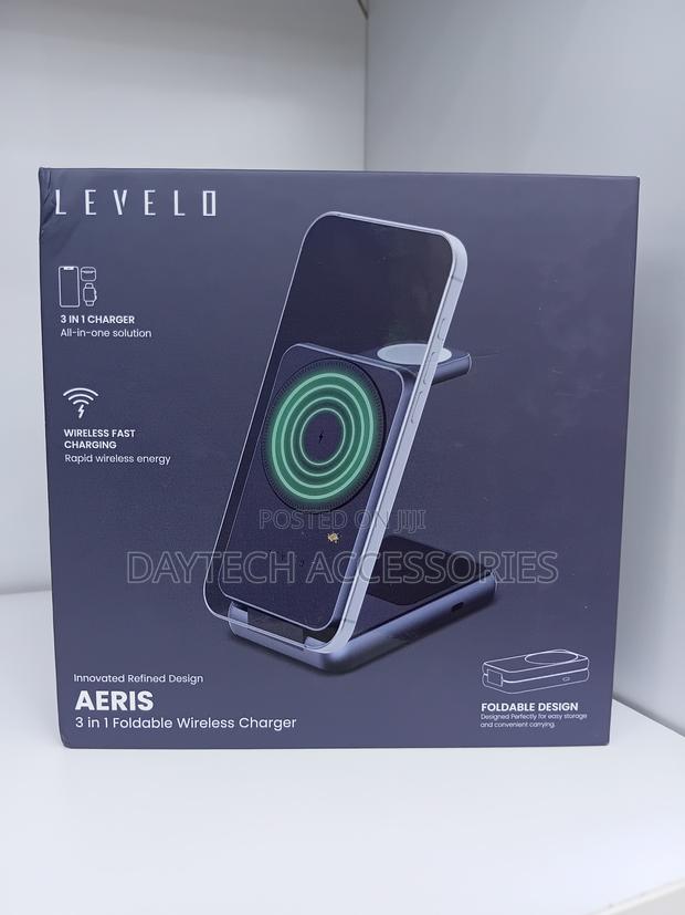 Levelo Aeris 3-in-1 Foldable Wireles Magsafe Charger 15w Fast Charging