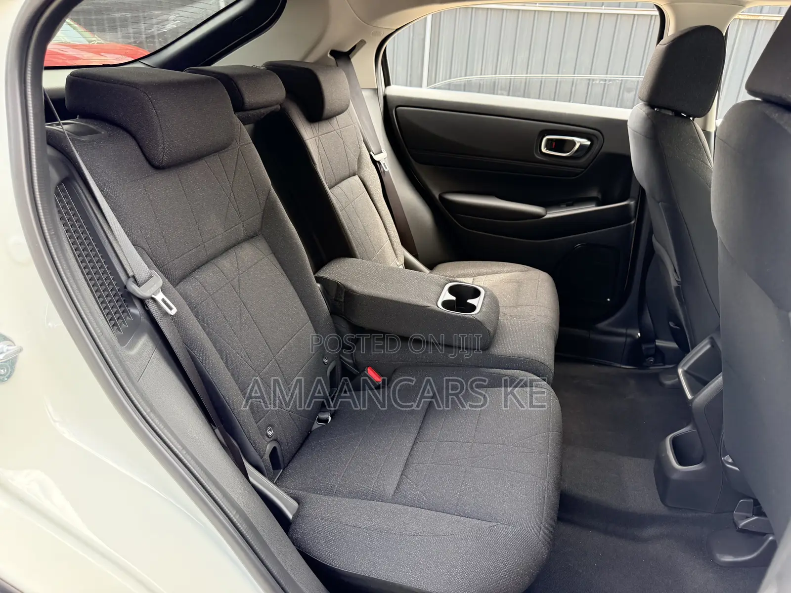 Honda Vezel 1.5 Hybrid 2WD 2021 White