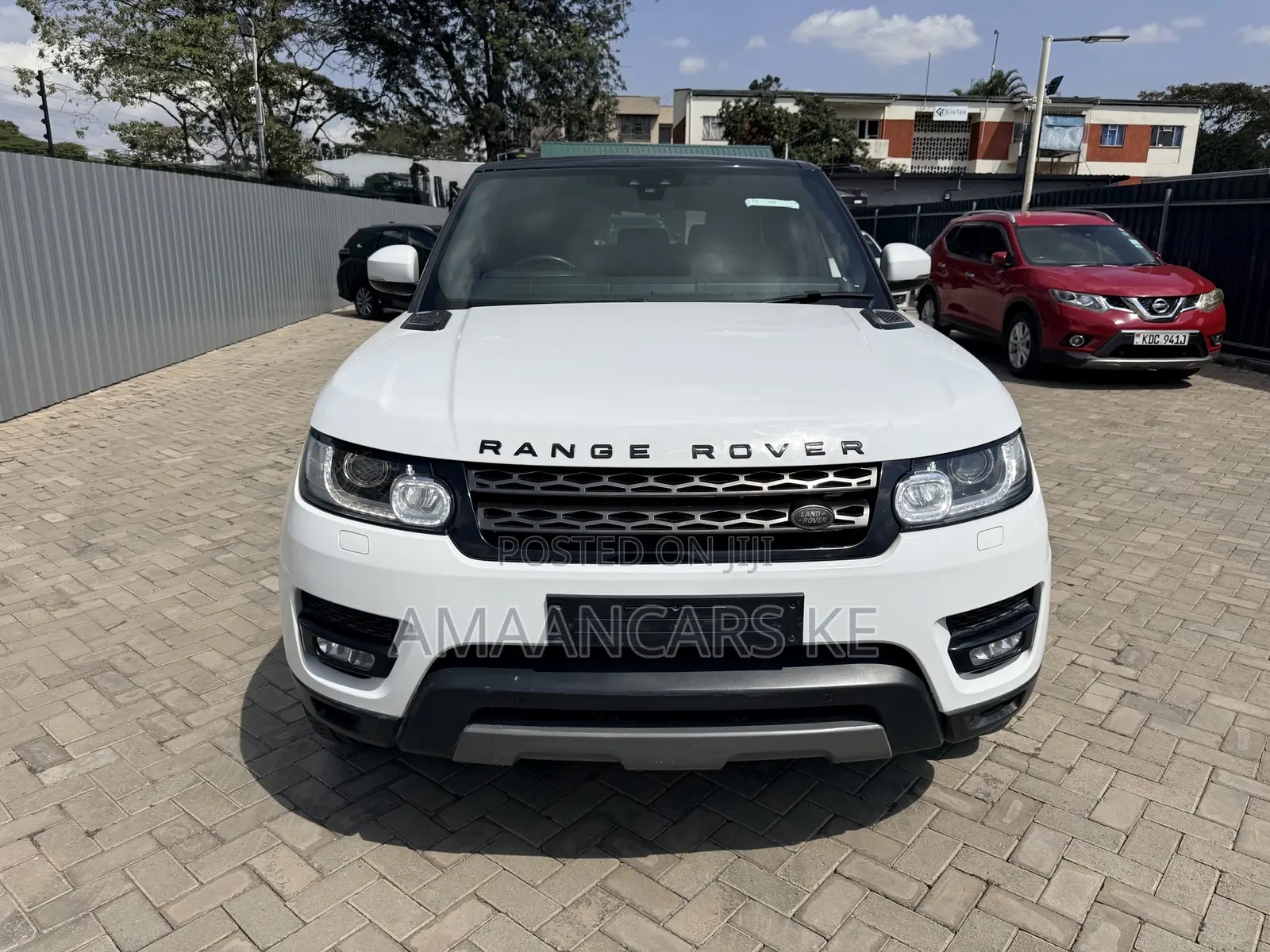 Land Rover Range Rover Sport SE Td6 4x4 (3.0L 6cyl 8A) 2017 White