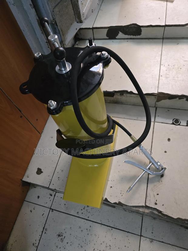 10kg Manual Grease Bucket - thumbnail 2