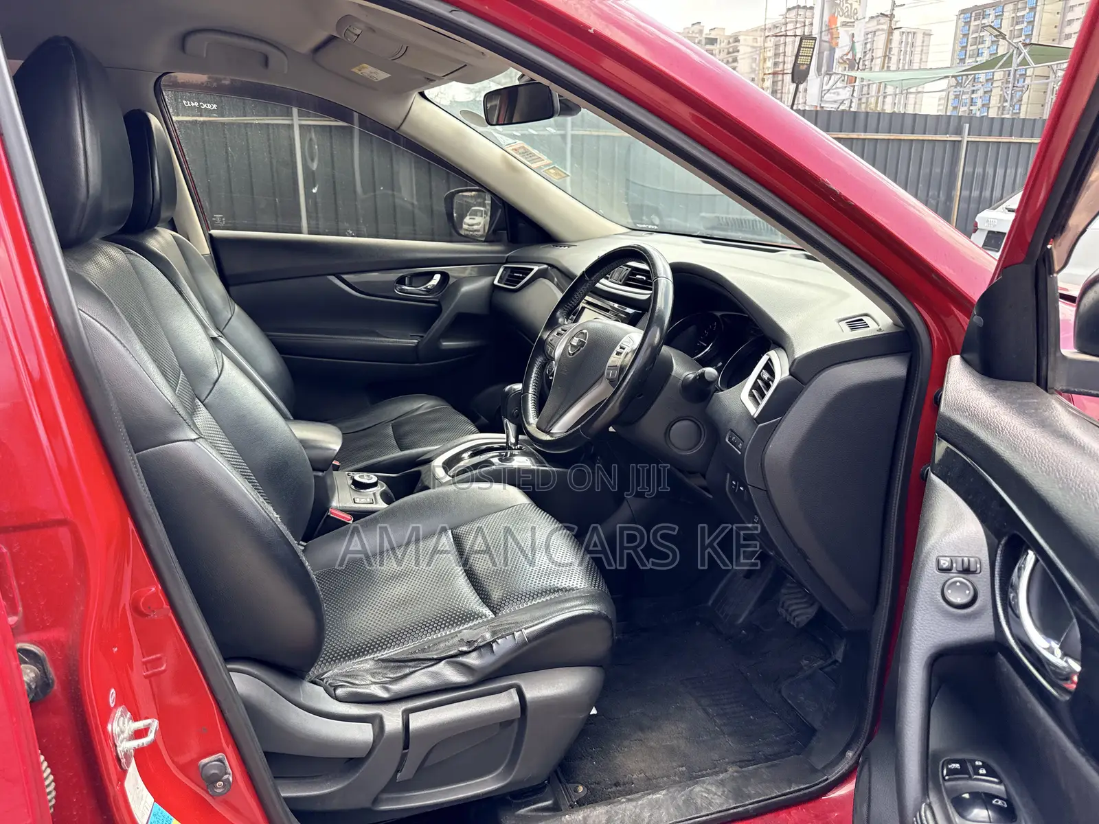 Nissan X-Trail 2.0 Petrol AWD 2013 Red