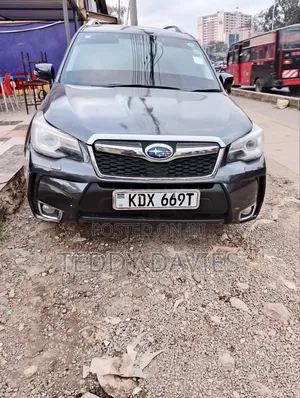 Subaru Forester Premium AWD 2019 Gray