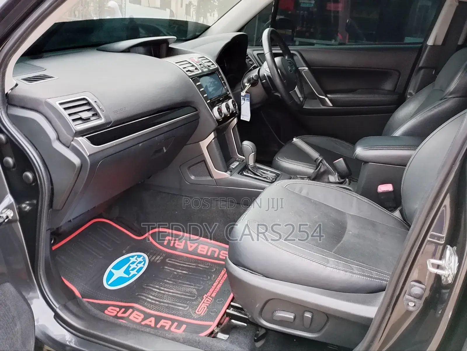 Subaru Forester Premium AWD 2019 Gray