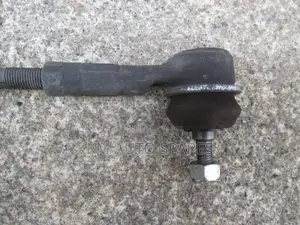Nissan Otti Steering Rack