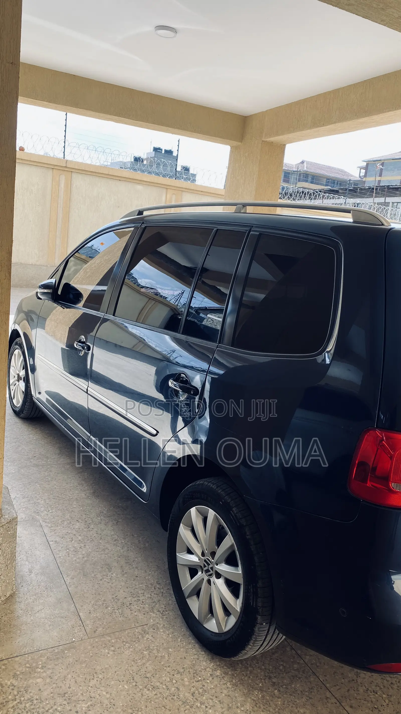 Volkswagen Touran 2014 Blue