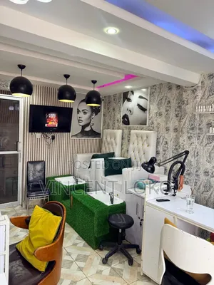 Tips "N" Toes Nail Bar for Sale